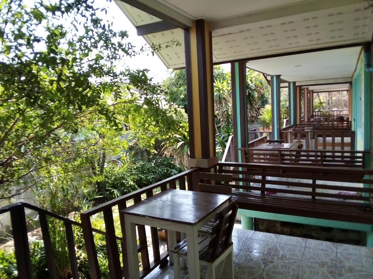 Kanchanaporn Resort Koh Larn Exteriör bild