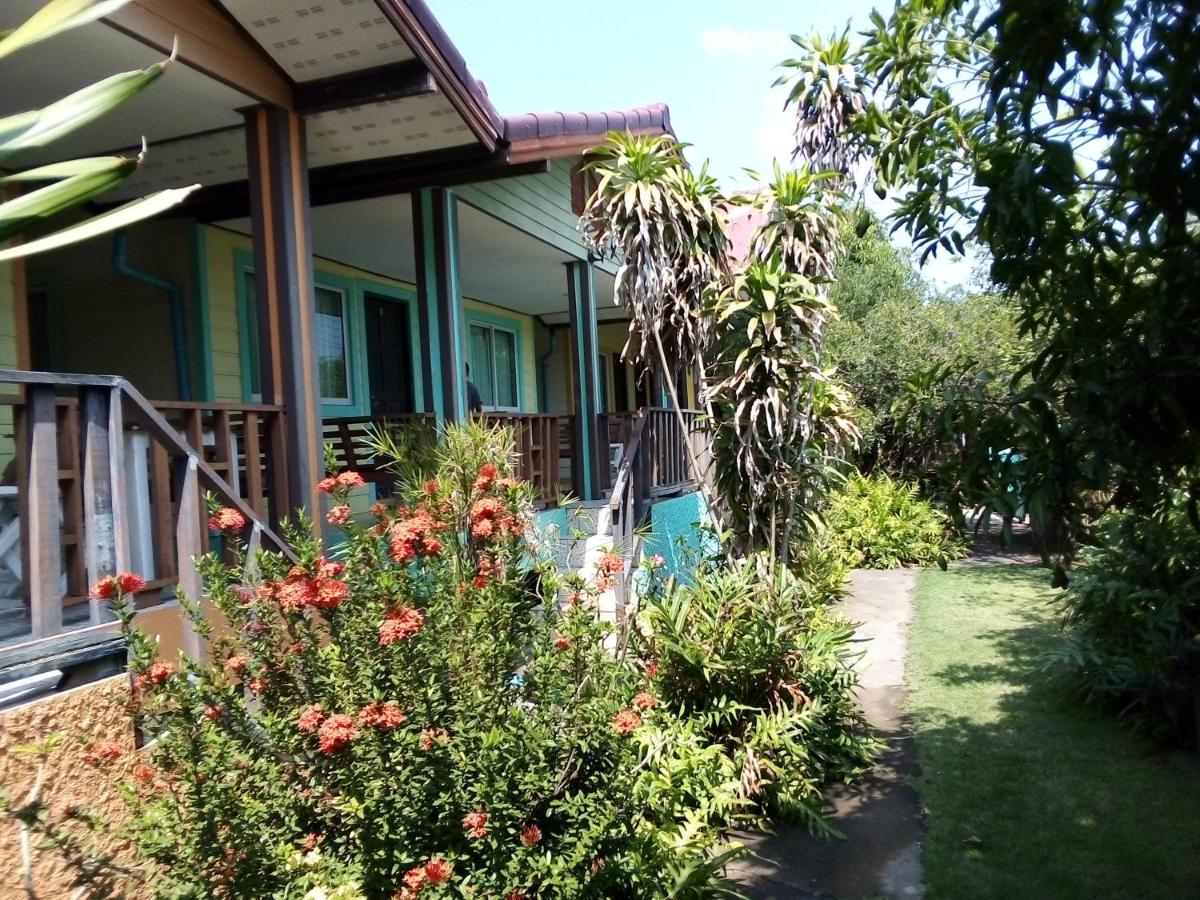 Kanchanaporn Resort Koh Larn Exteriör bild